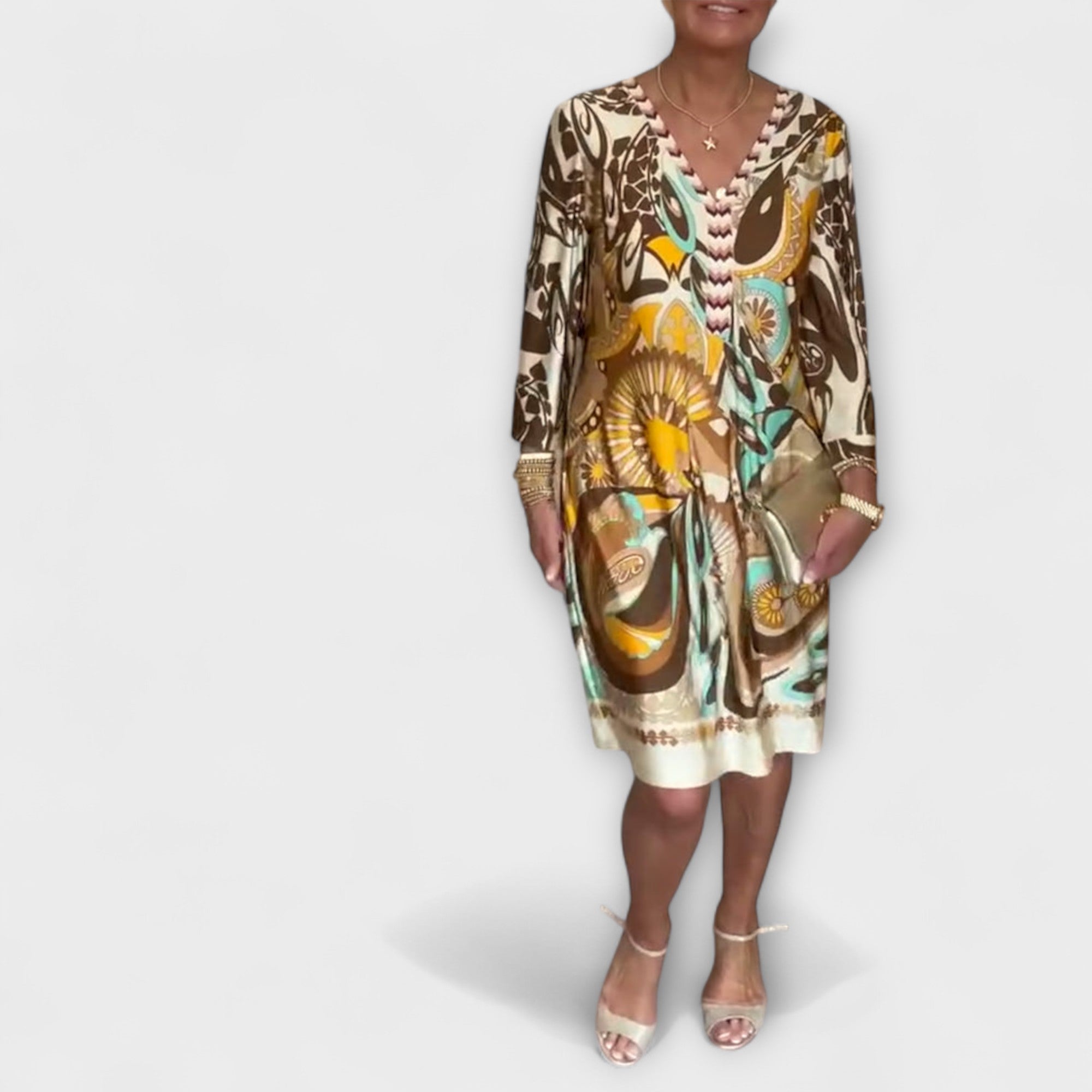 Φόρεμα Χαλαρό με V Ντεκολτέ (Ρετρό Σχέδιο)