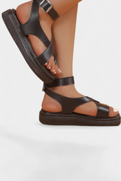 Estela Γυναικεία πέδιλα πλατφόρμας με συνθετικές σταυρωτές τιράντες