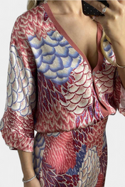 Shae Απαλό Σετ με Μπλούζα και Φλοράλ Φούστα Γοργονέ