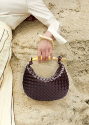 Αλεξάνδρα – Τσάντα με Υφαντό Σχέδιο και Χρυσό Χερούλι