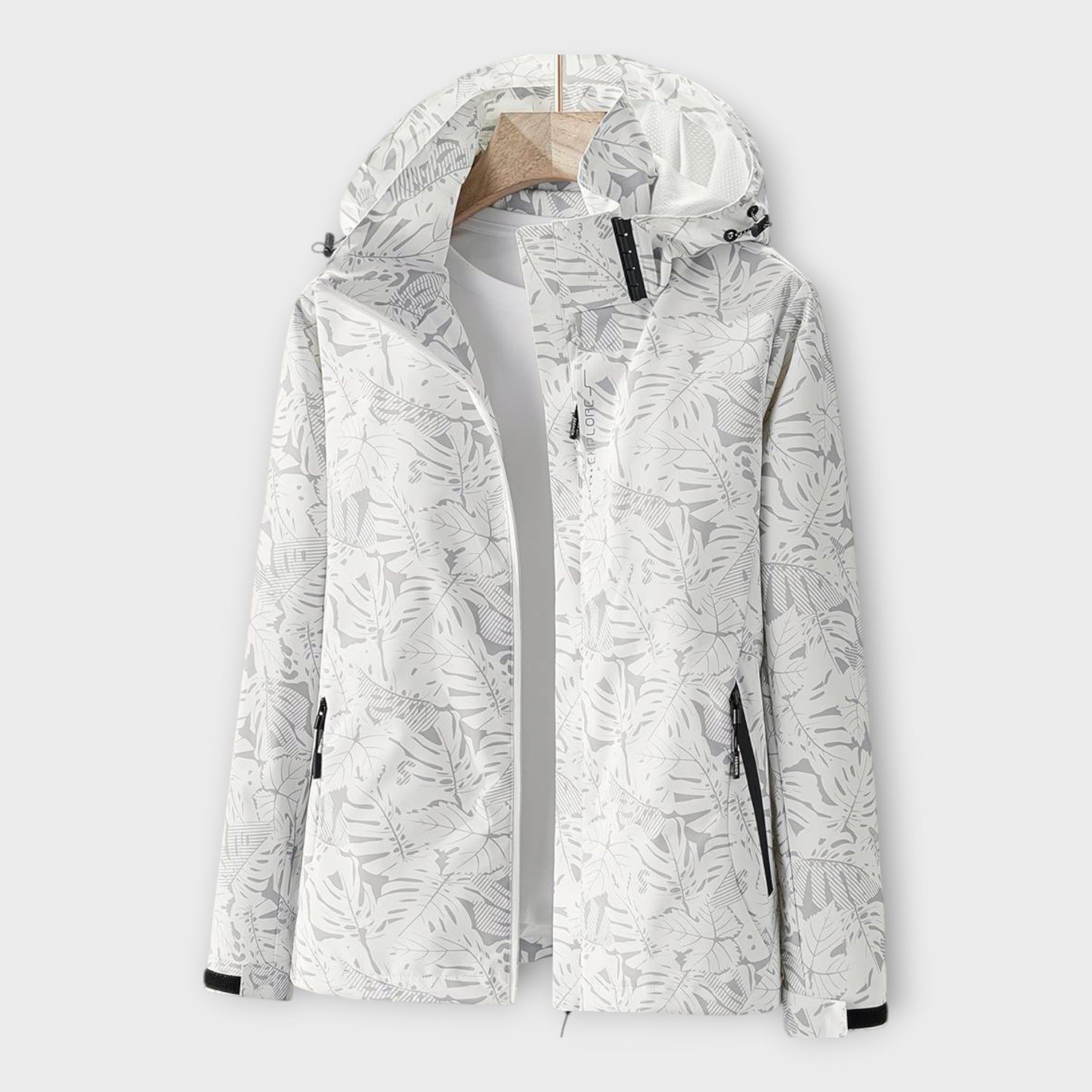 70_1_d733a77b-7da0-4f00-bc24-78602fde6a76_Waterproof_and_windproof_hooded_jacket_for_women___Olda___Jeecey_nl-Photoroom.jpg