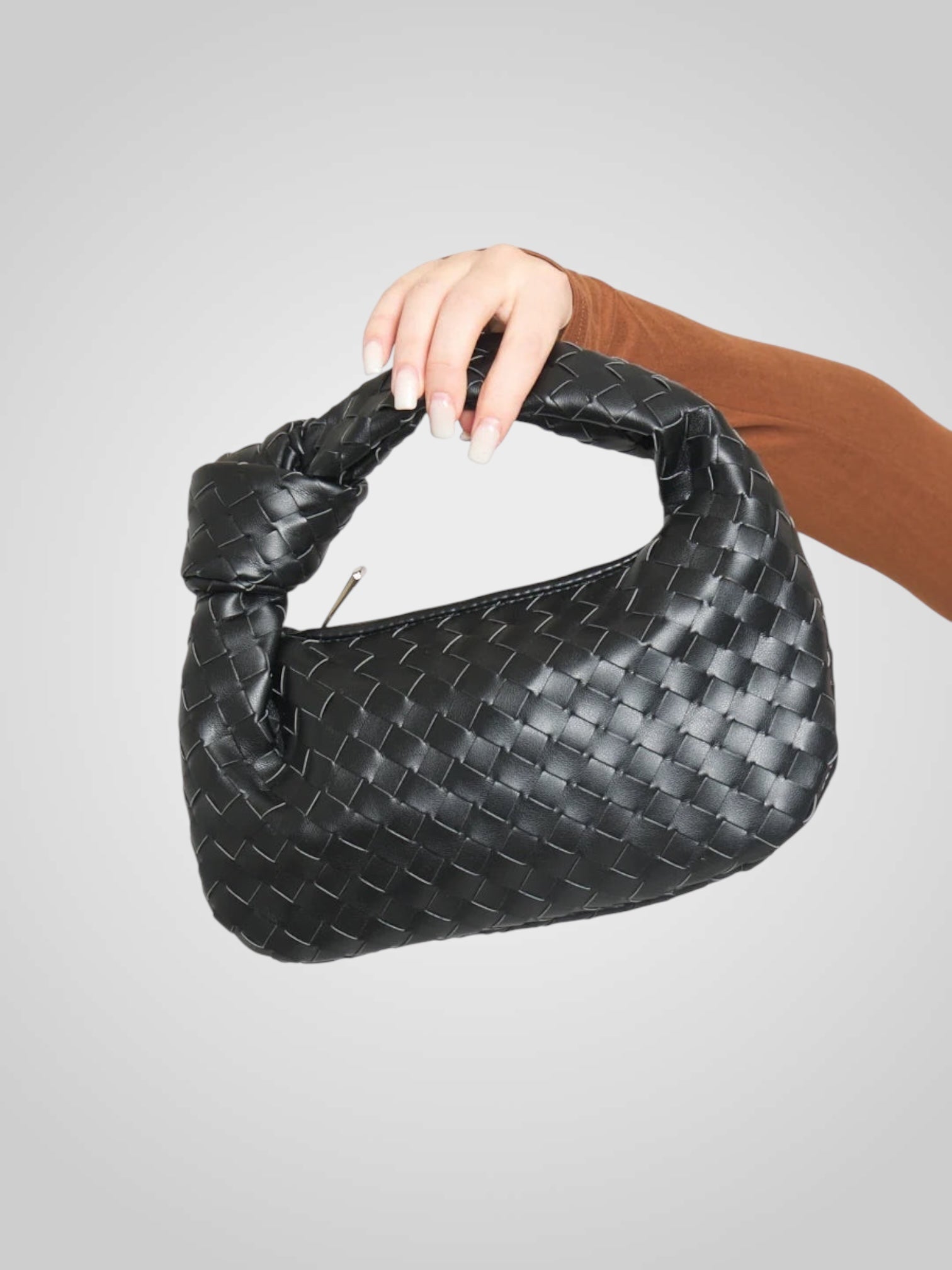 Άουρα | Μίνι Τσάντα με Πλεκτό Κόμπο Χερούλι από Οικολογικό Δέρμα σε Απόχρωση Κρασιού