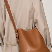 Δωροθέα | Διαγώνια τσάντα &amp; τσάντα ώμου υπερμεγέθους