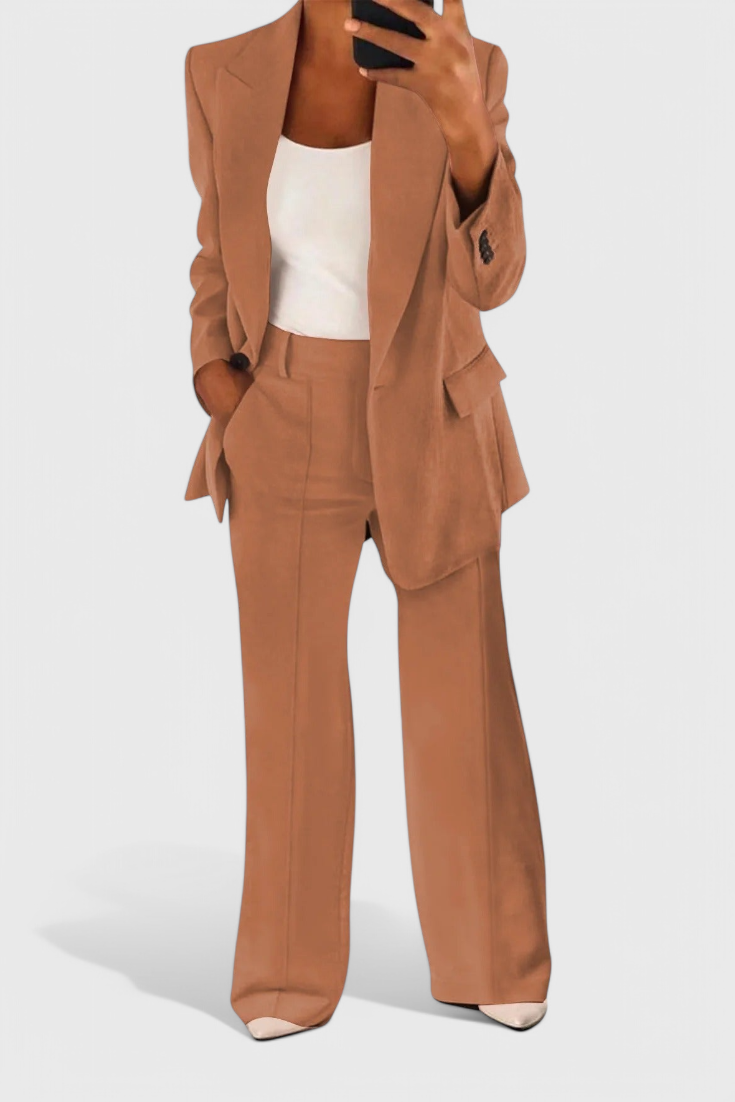 Kaia ΣΠροσεγμένο Σετ Δύο Τεμαχίων για το Γραφείο και Περισσότερα