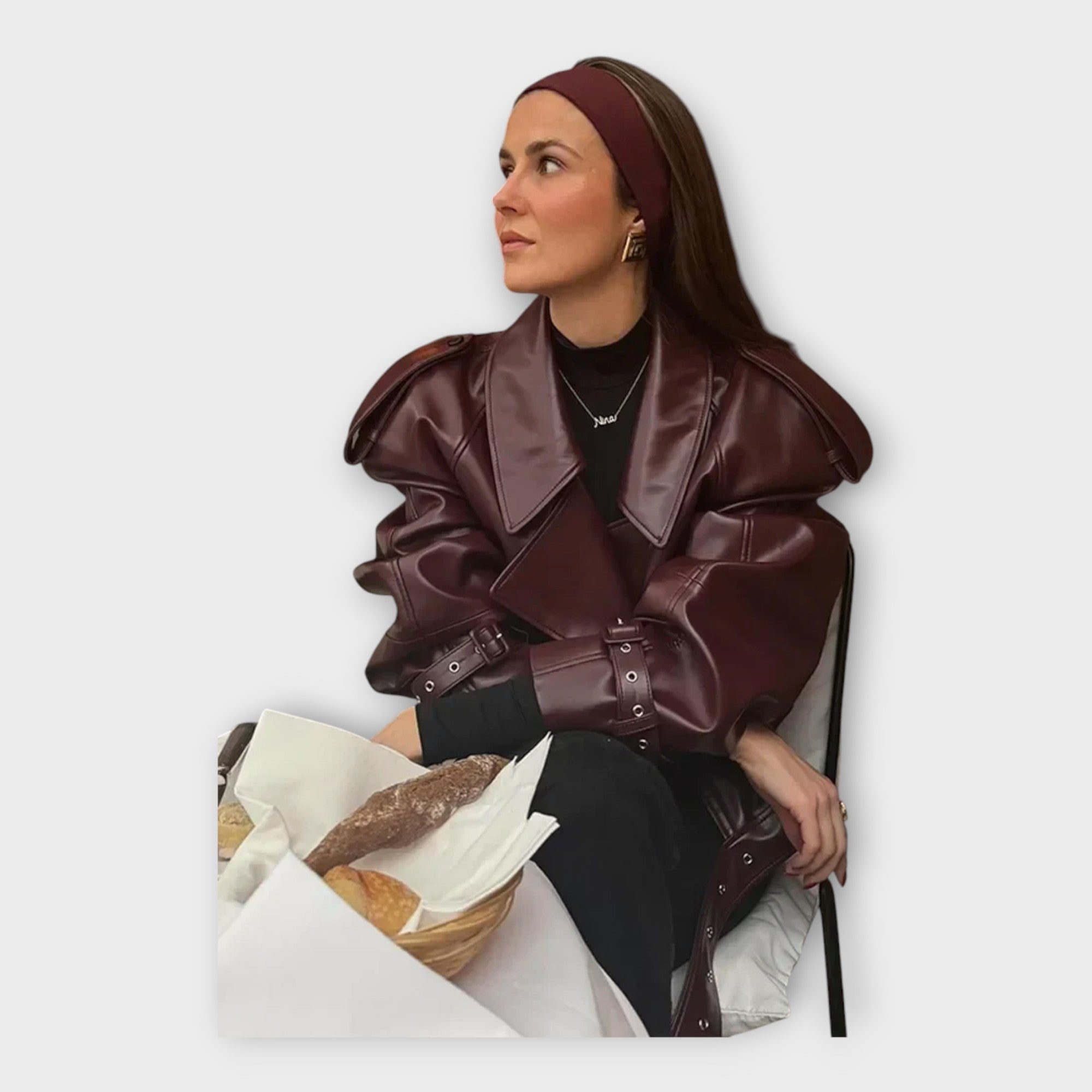 Δερμάτινο Μπουφάν με Ζώνη και Μοντέρνα Λεπτομέρεια