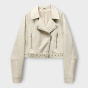 Μοντέρνο Κοντό Δερμάτινο Μπουφάν με Ζώνη και Εκλεπτυσμένη Αισθητική