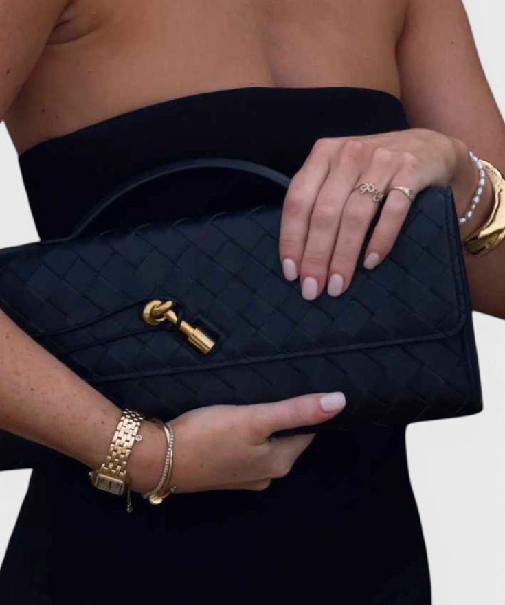 Soera-Bianca-bag-05-Photoroom_ad0a186d-51a5-48a4-b9c4-783dce45e2e0.png