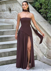 Elena – Maxi Φόρεμα με Ανοιχτούς Ώμους, Σκίσιμο & Choker Λεπτομέρεια