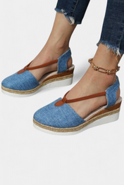 Eunate Σανδάλια με εφέ γιούτας και φυσική λεπτομέρεια