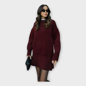 Σετ Πλεκτής Μπλούζας και Φούστας με Μοντέρνα Γραμμή