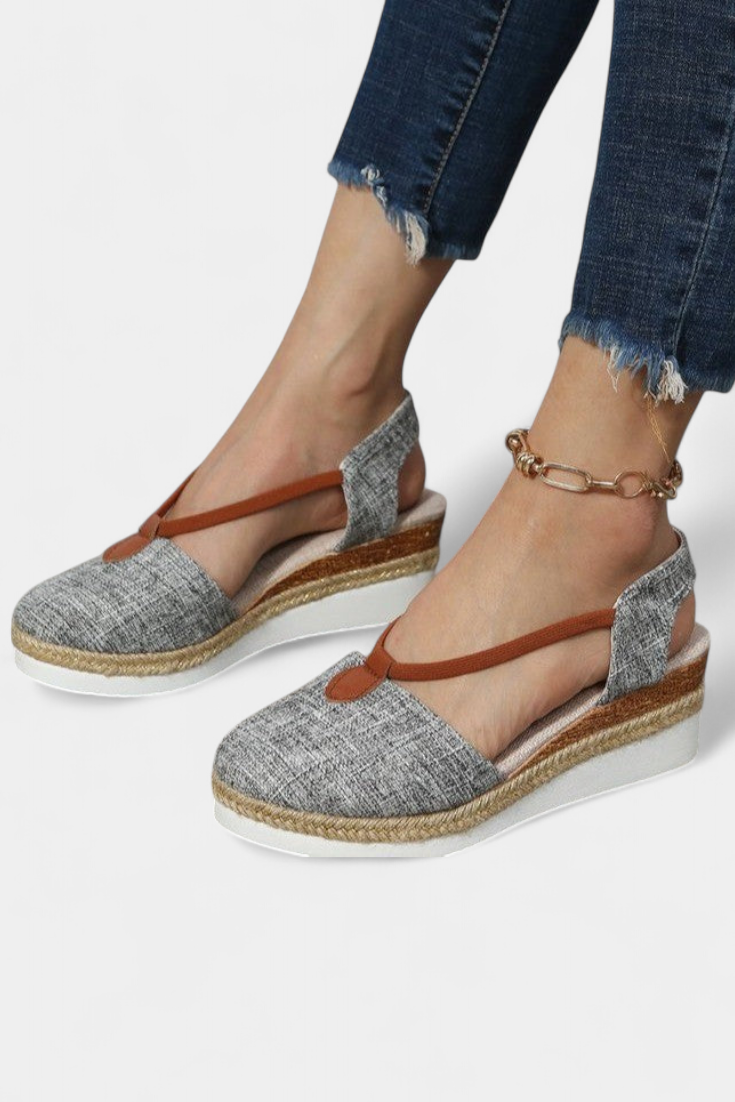 Eunate Σανδάλια με εφέ γιούτας και φυσική λεπτομέρεια