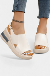 Brunilda Σανδάλια με συνθετική πλατφόρμα