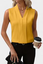 Nele Αμάνικη Μπλούζα με Λαιμόκοψη σε V και Αέρινη Γραμμή