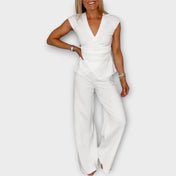 Ολόσωμη Φόρμα με Κομψή Γραμμή