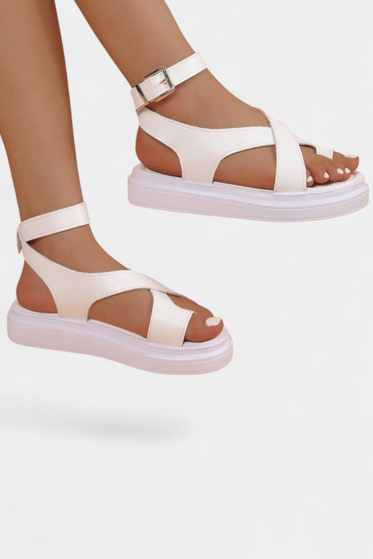 Estela Γυναικεία πέδιλα πλατφόρμας με συνθετικές σταυρωτές τιράντες