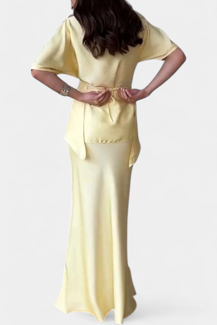 Βελέδα Σετ με Τοπ με Σταυρωτές Τιράντες και Αέρινη Φούστα