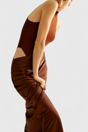 Mafalda Μαξι Φόρεμα με Στυλ Tank Top και Λεπτή Σιλουέτα