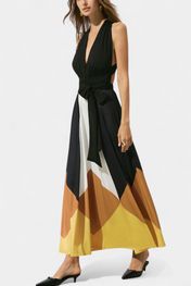Νάβα Μακρύ Πολυμορφικό Φόρεμα με Ανοιχτή Πλάτη και Ευέλικτη Σιλουέτα