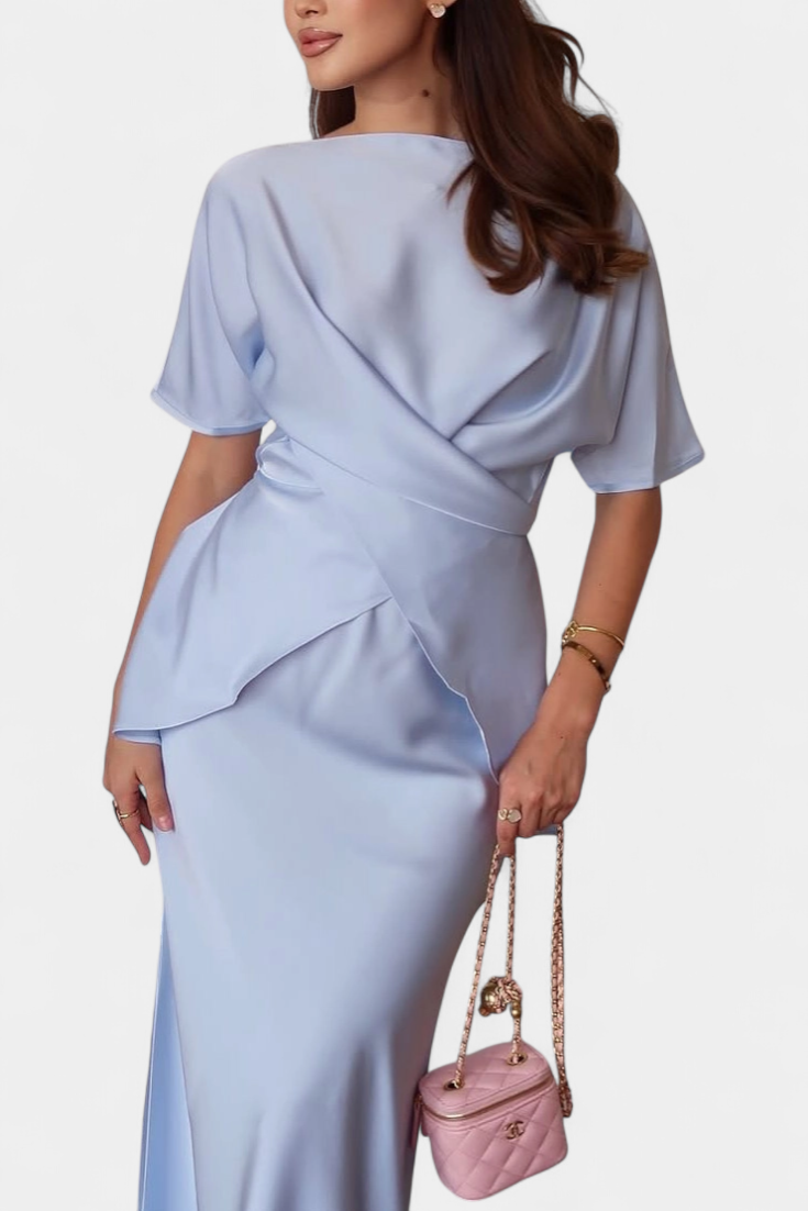 Βελέδα Σετ με Τοπ με Σταυρωτές Τιράντες και Αέρινη Φούστα