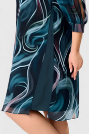 Almira Φόρεμα από Σιφόν με Στάμπα Ocean Whirl και Ρευστή Γραμμή