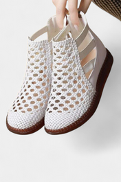 Alica Σανδάλια πλεκτά με ανοιχτό σχέδιο και εύκαμπτη σόλα