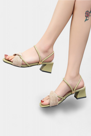 Cintia Μινιμαλιστικά πέδιλα με τακούνι με λεπτό λουράκι