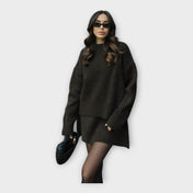 Σετ Πλεκτής Μπλούζας και Φούστας με Μοντέρνα Γραμμή