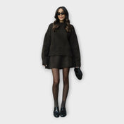 Σετ Πλεκτής Μπλούζας και Φούστας με Μοντέρνα Γραμμή